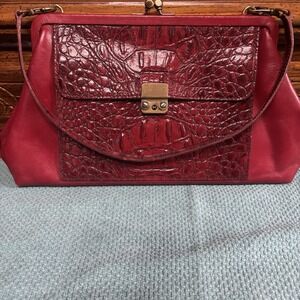 Vintage Preston & York Women's Red & Croc Leather Purse With Strap Kiss Closure